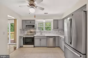 12447 Loft Ln, Silver Spring, MD 20904 - Photo 14