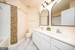12121 Amber Ridge Cir, Germantown, MD 20876 - Photo 24