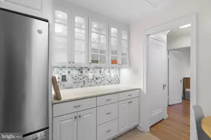 10301 Crestmoor Dr, Silver Spring, MD 20901 - Photo 12