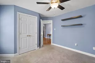 7805 Heritage Farm Dr, Gaithersburg, MD 20886 - Photo 48