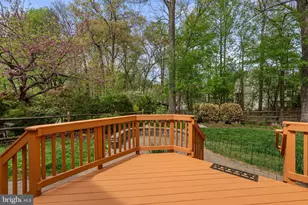 7805 Heritage Farm Dr, Gaithersburg, MD 20886 - Photo 8