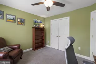 7805 Heritage Farm Dr, Gaithersburg, MD 20886 - Photo 46