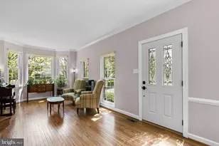7805 Heritage Farm Dr, Gaithersburg, MD 20886 - Photo 18