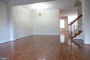 1112 Pleasant Dr, Rockville, MD 20850 - Photo 2