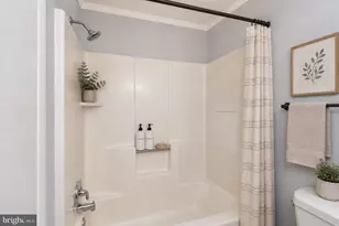 108 Middle Point Ct, Gaithersburg, MD 20877 - Photo 16