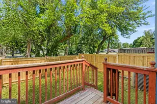 108 Middle Point Ct, Gaithersburg, MD 20877 - Photo 18