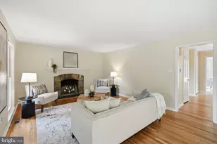 8100 Buckspark Ln E, Potomac, MD 20854 - Photo 10
