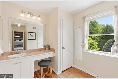 8100 Buckspark Lane E, Potomac, MD 20854 - Photo 18