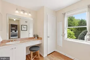 8100 Buckspark Ln E, Potomac, MD 20854 - Photo 18