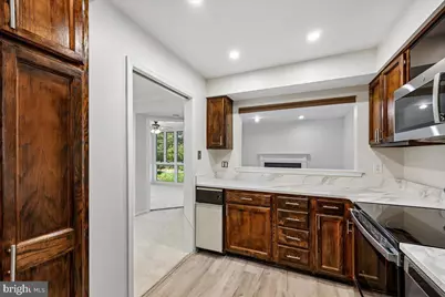 5705 Brewer House Circle #101, North Bethesda, MD 20852 - Photo 10
