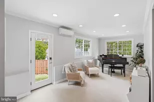 6207 Adelaide Dr, Bethesda, MD 20817 - Photo 18
