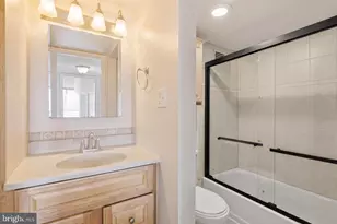 4 Monroe St, Rockville, MD 20850 - Photo 26