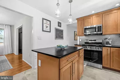 17641 Prince Edward Drive, Olney, MD 20832 - Photo 12