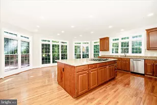 7011 Cypress Hill Dr, Gaithersburg, MD 20879 - Photo 10