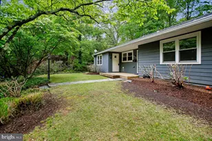 7014 Braeburn Pl, Bethesda, MD 20817 - Photo 2