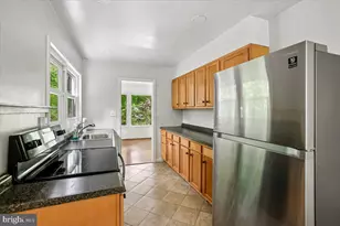 7014 Braeburn Pl, Bethesda, MD 20817 - Photo 16