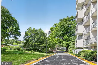 8315 N Brook Lane #2-1004, Bethesda, MD 20814 - Photo 32