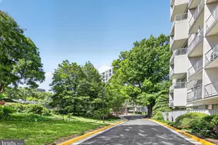 8315 N Brook Ln, Bethesda, MD 20814 - Photo 32