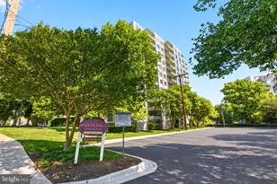 8315 N Brook Ln, Bethesda, MD 20814 - Photo 6