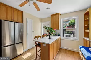 9 Pine Ave, Takoma Park, MD 20912 - Photo 30