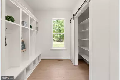 7207 Barnett Road, Bethesda, MD 20817 - Photo 12