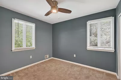 16929 Briardale Rd, Rockville, MD 20855 - Photo 32