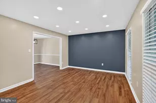 16929 Briardale Rd, Rockville, MD 20855 - Photo 10