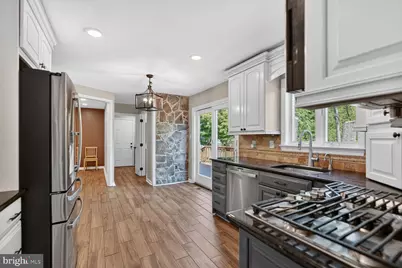 16929 Briardale Rd, Rockville, MD 20855 - Photo 16