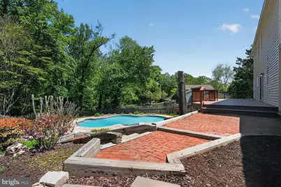 16929 Briardale Rd, Rockville, MD 20855 - Photo 4