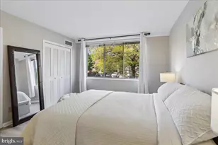 4977 Battery Ln, Bethesda, MD 20814 - Photo 12
