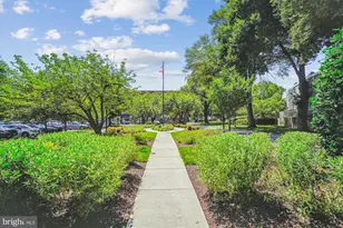 4977 Battery Ln, Bethesda, MD 20814 - Photo 28