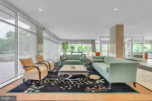 10401 Grosvenor Pl, Rockville, MD 20852 - Photo 22