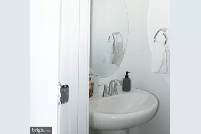 16132 Frederick Road, Rockville, MD 20850 - Photo 8
