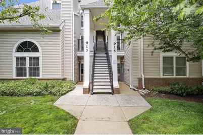 913 Hillside Lake Terrace #412, Gaithersburg, MD 20878 - Photo 2