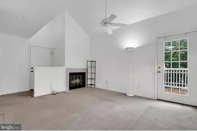 913 Hillside Lake Terrace #412, Gaithersburg, MD 20878 - Photo 4