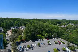 10201 Grosvenor Pl, Rockville, MD 20852 - Photo 14