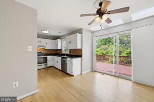 15622 Cliff Swallow Way, Rockville, MD 20853 - Photo 4