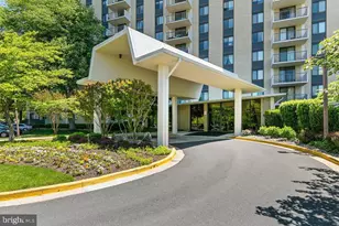 7420 Westlake Terrace, Bethesda, MD 20817 - Photo 4