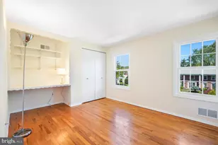 9120 Paddock Ln, Potomac, MD 20854 - Photo 34