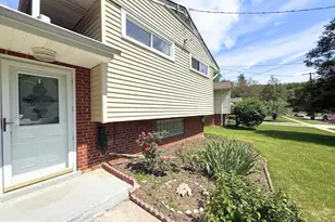 12915 Grenoble Dr, Rockville, MD 20853 - Photo 2