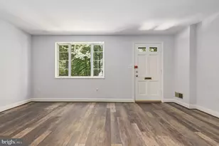 9890 Hollow Glen Pl, Silver Spring, MD 20910 - Photo 6