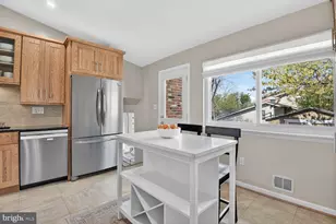 9900 Fernwood Rd, Bethesda, MD 20817 - Photo 10