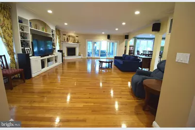 7601 Anamosa Way, Derwood, MD 20855 - Photo 18