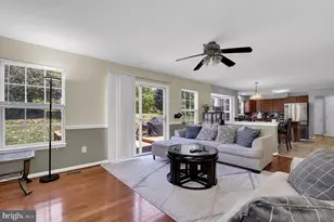 8 Madrigal Ct, Germantown, MD 20876 - Photo 10