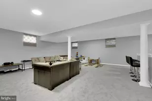 8 Madrigal Ct, Germantown, MD 20876 - Photo 34
