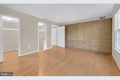 736 Quince Orchard Boulevard #T-2, Gaithersburg, MD 20878 - Photo 10