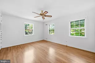 11825 Goya Dr, Potomac, MD 20854 - Photo 12