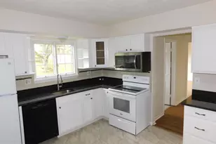 916 Pointer Ridge Dr, Gaithersburg, MD 20878 - Photo 4