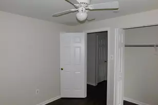 916 Pointer Ridge Dr, Gaithersburg, MD 20878 - Photo 22