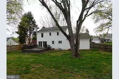 916 Pointer Ridge Drive, Gaithersburg, MD 20878 - Photo 2